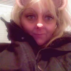 Meet your Posher, Lesa